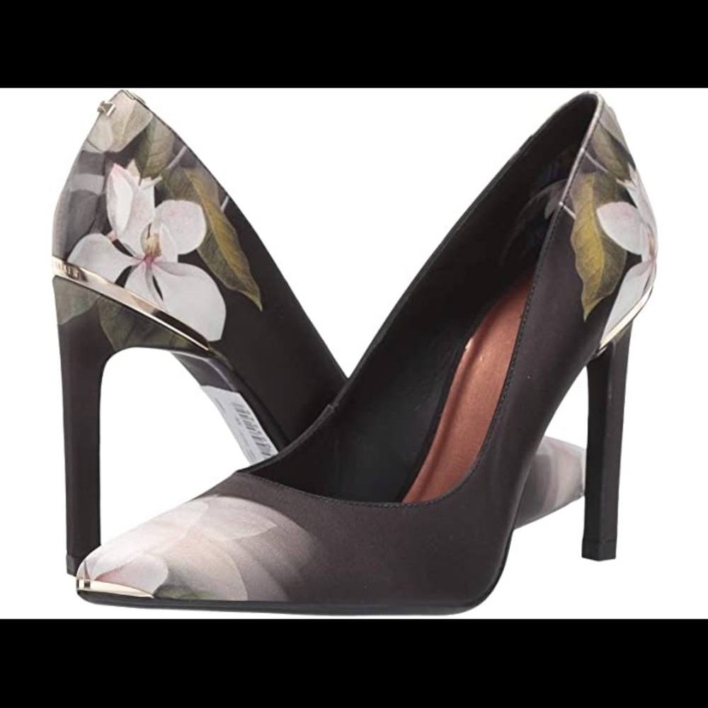 TED BAKER Pumps
